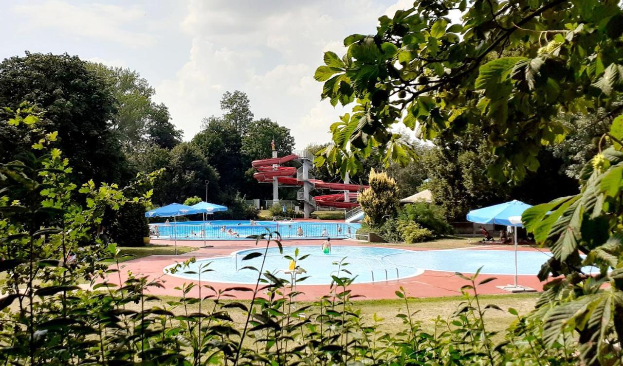 Talblick 2 - Ihr Zuhause : Das Ferienhaus Mitten Im Idyllischen Tal Bad Bibra Exterior photo